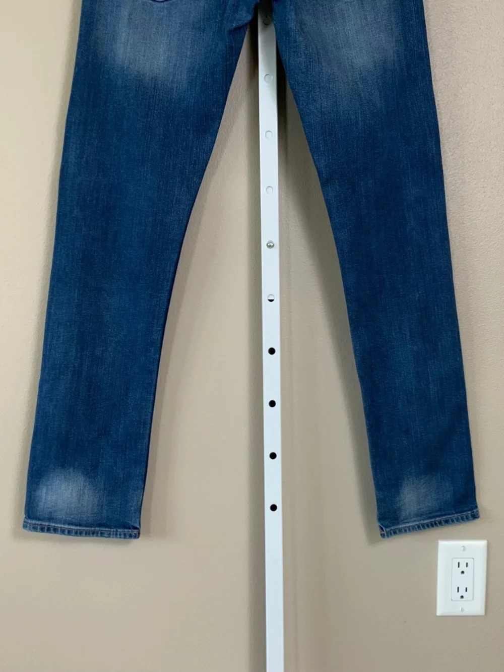 American Eagle Distressed Wash Slim Jeans Lot of (2)